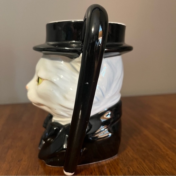 Quon Quon Japan Cat
Ceramic Mug Vintage Top Hat Tuxedo Hand Painted 1980, 20oz - Picture 5 of 9